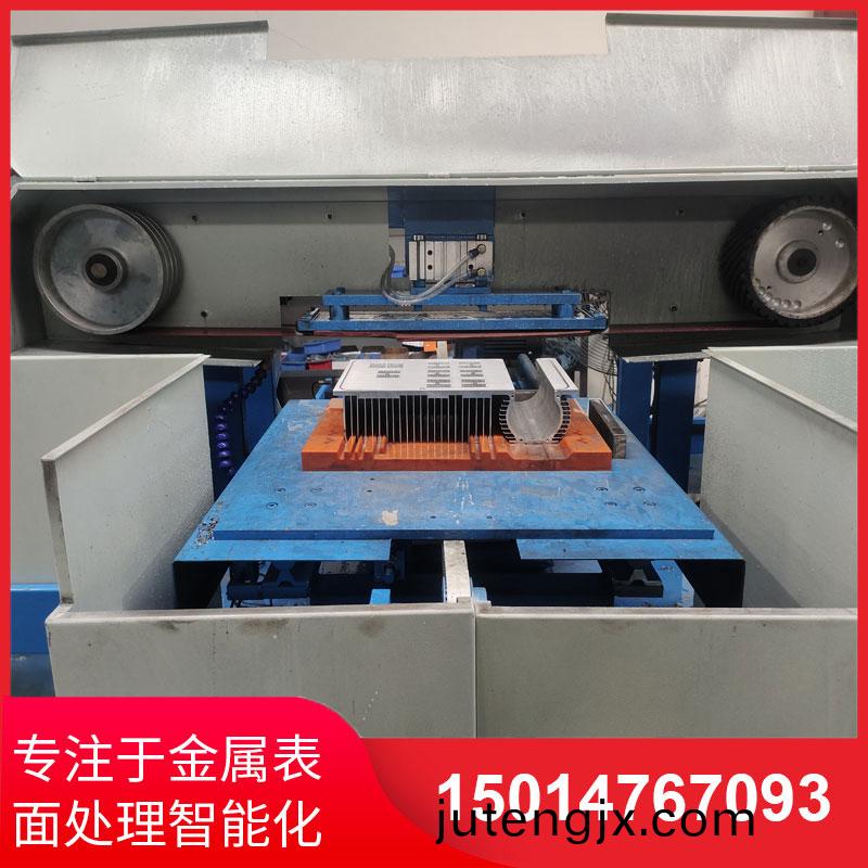 鋁材(cai)直(zhi)紋拉絲機定製